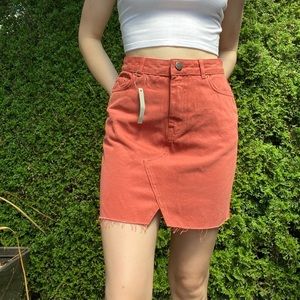 ASOS mini skirt size: US 4